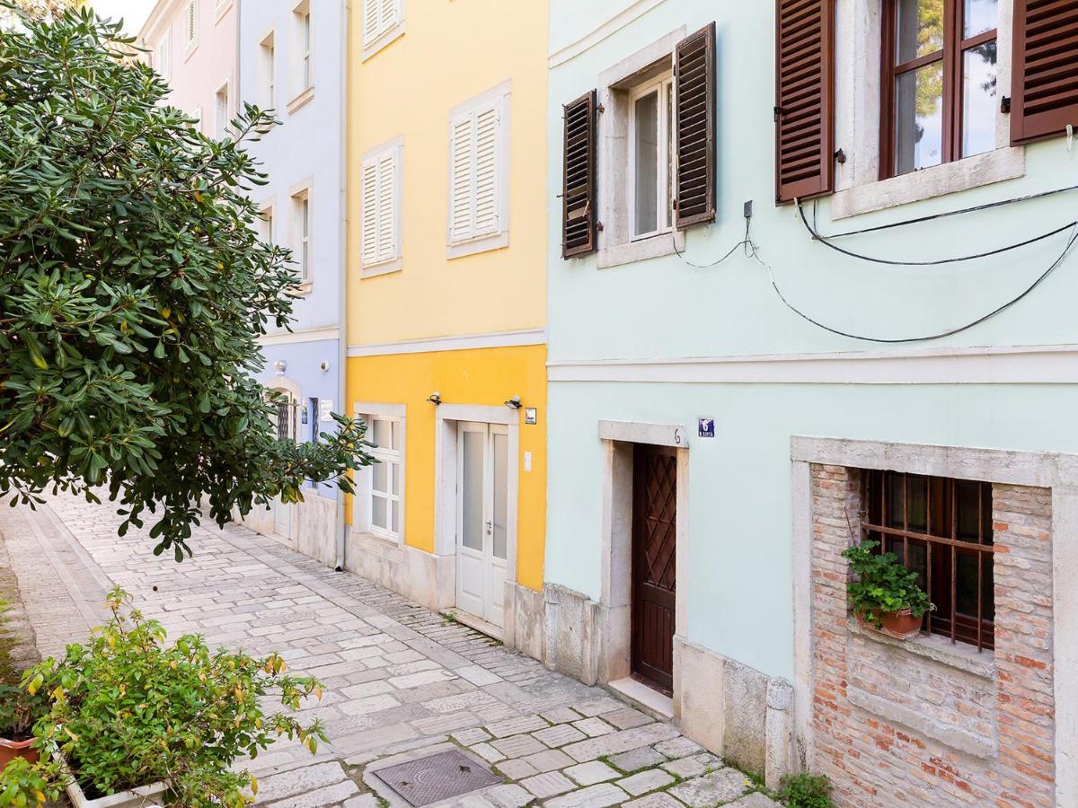 Anika Old Town Apartma *