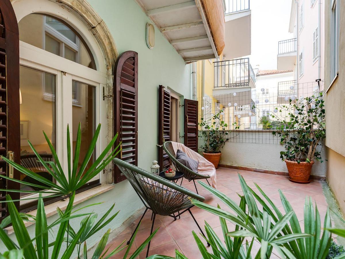 Anika Old Town Apartma