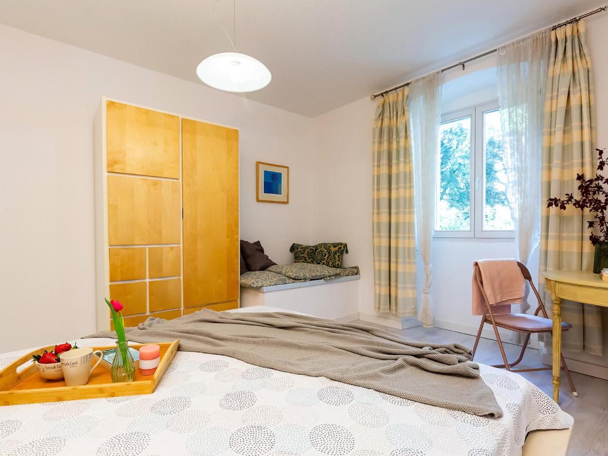 Anika Old Town Apartma